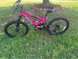 Girls bike