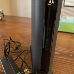 Motorola MG7700 Modem/Router Combo 