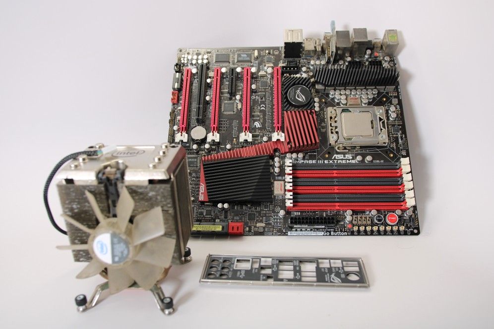 Asus Rampage lll Extreme and Intel Core i7 Extreme Edition 980X