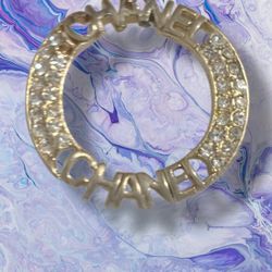 24k Pt Chanel 22S Crystal Cutout Logo Medallio 