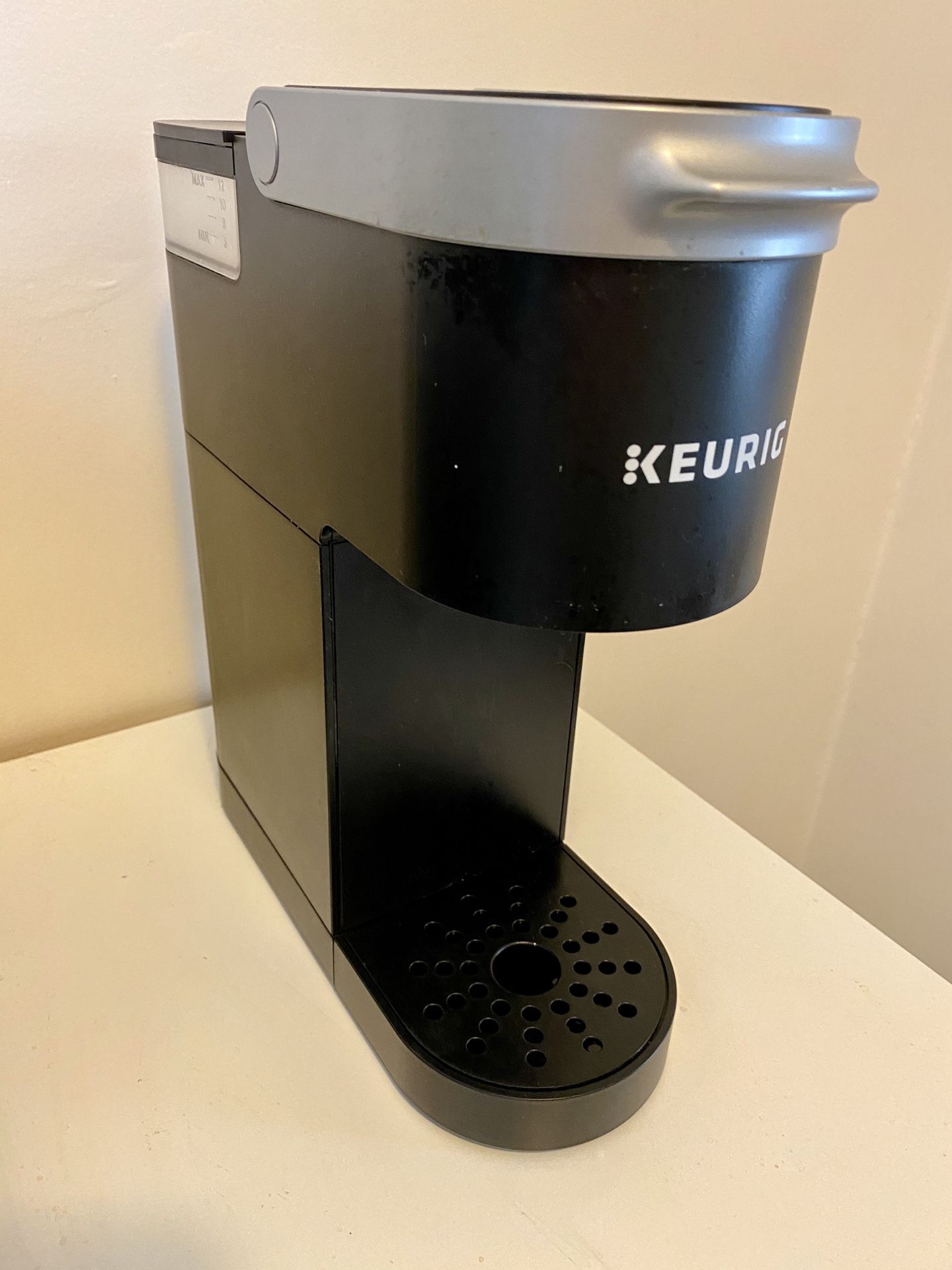 Matte Black Keurig K-Mini Coffee Maker