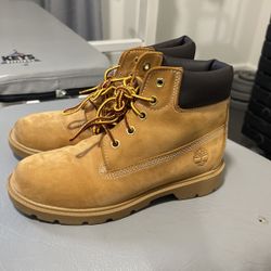 Timberlands youth size 2