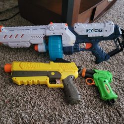 3 Nerf Gun Toys