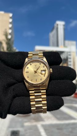 Rolex Day Date Presidential Fully 18K Gold 36MM with Factory Champagne Diamond Dial Watch