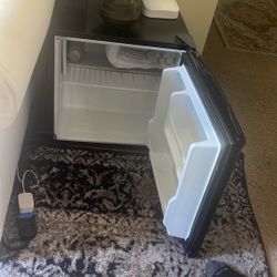 Mini Fridge And Freezer 