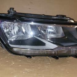 2018 2019 2020 2021 Volkswagen Tiguan Right Side Headlight Halogen Oem 