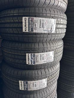 255/60R17 Kumho Solus KH16