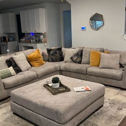 Rooms To Go Family Room Sectional and Ottoman 