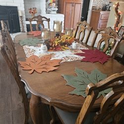 Table With Matching Hutch/China Cabinet 