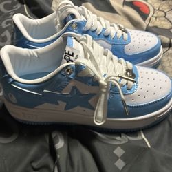 Bape brand new size 6.5 women 5 men