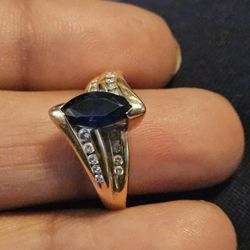 10k Gold Ring 