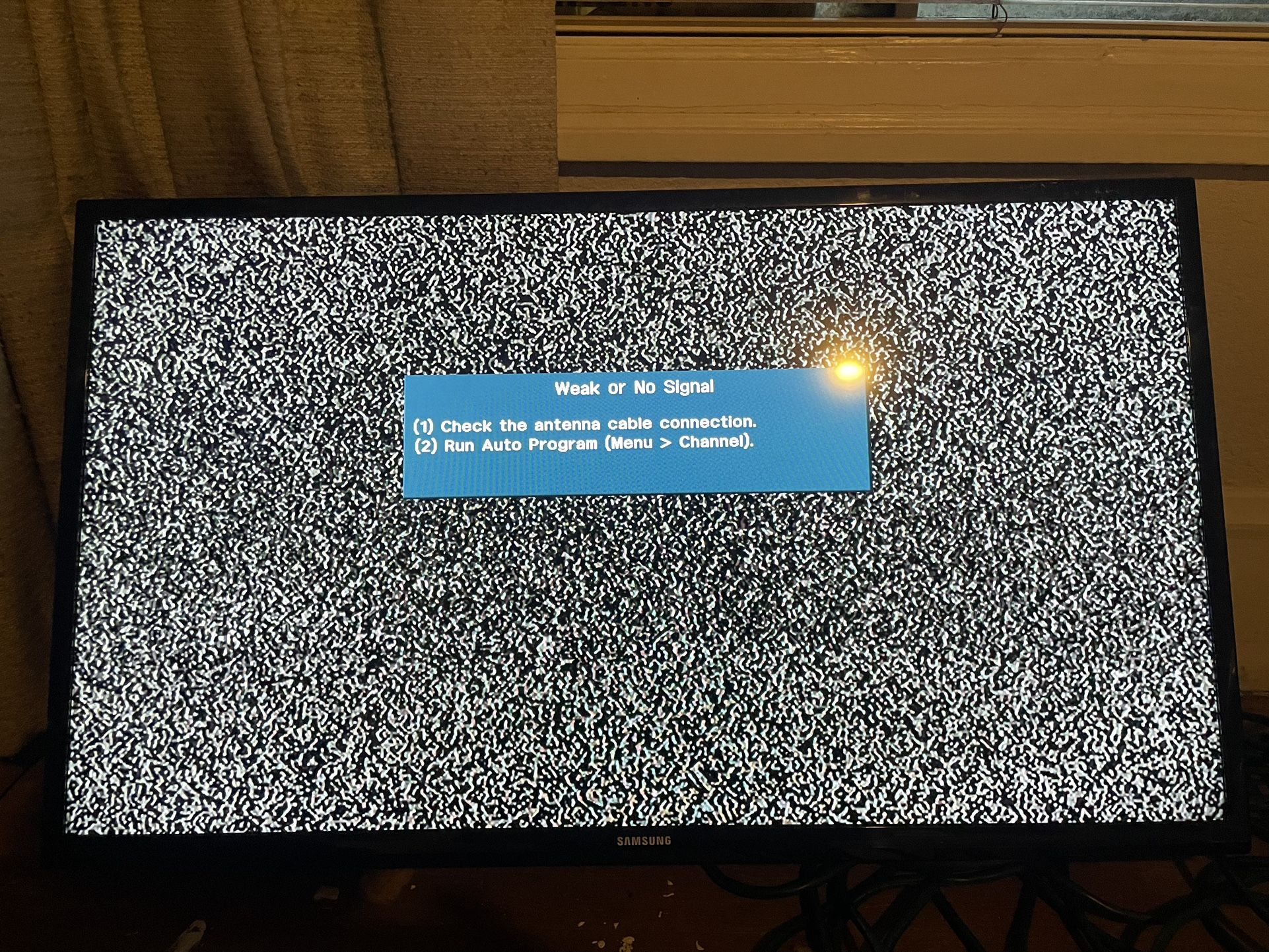 Samsung 40” Full HD LED TV *price negotiable*