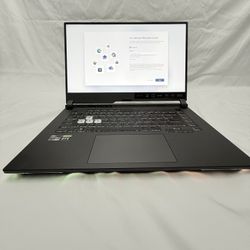Gaming Laptop ASUS ROG STRIX G513RM