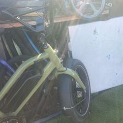 Haro Brisa E Bike Kids Cargo 20 Wheels 