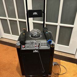 KaraoKing Karaoke Machine