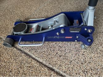 2.5 Ton Floor Jack Like New