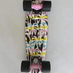 Penny Board Authentic limited edition Retro Palm 22” Australian Skateboard