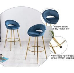 Set Of 4 Bar High Stools