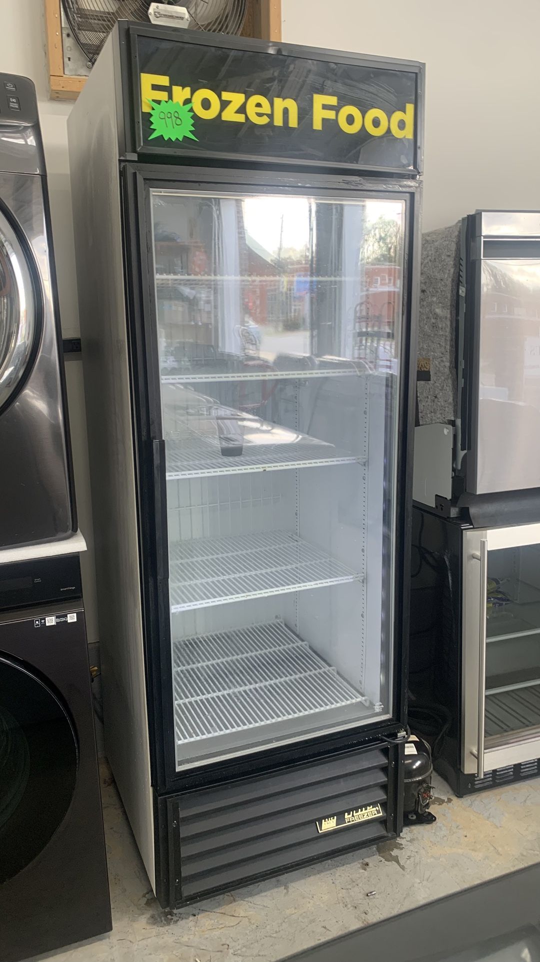 COMMERCIAL FREEZER