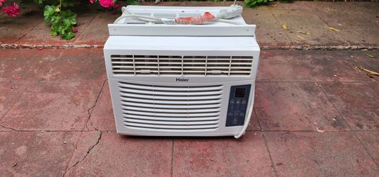 Window Air conditioner 5000 BTU