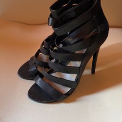 3 Inch Hi Heels Very Pretty Size 8 Only $3 