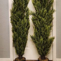 2

I.C.ELAINE 5 Foot Artificial Cedar Topiary Trees Outdoor 2 Pack Large Fake Cypress Pine Trees UV Rated 5ft Faux Plants In Pots Set Of 2 For Home In