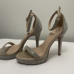  Size 7 Diamond Heels