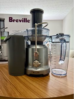 Breville Juice Extractor – Like New