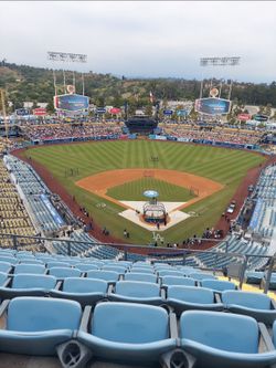 Dodgers Muncy Bobble