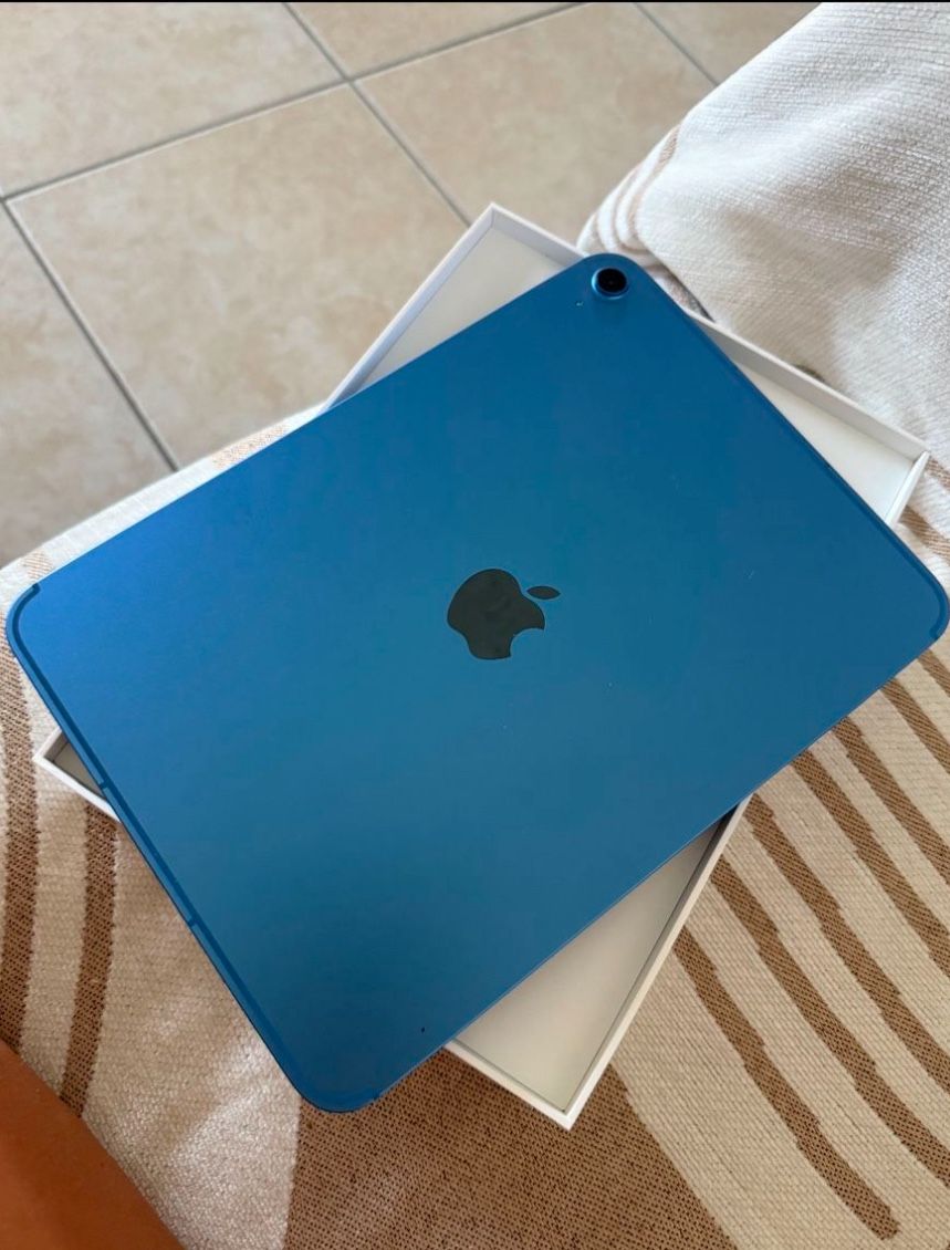 BRAND NEW APPLE IPAD A16 Wi-Fi + Cellular 128 GB Blue Color