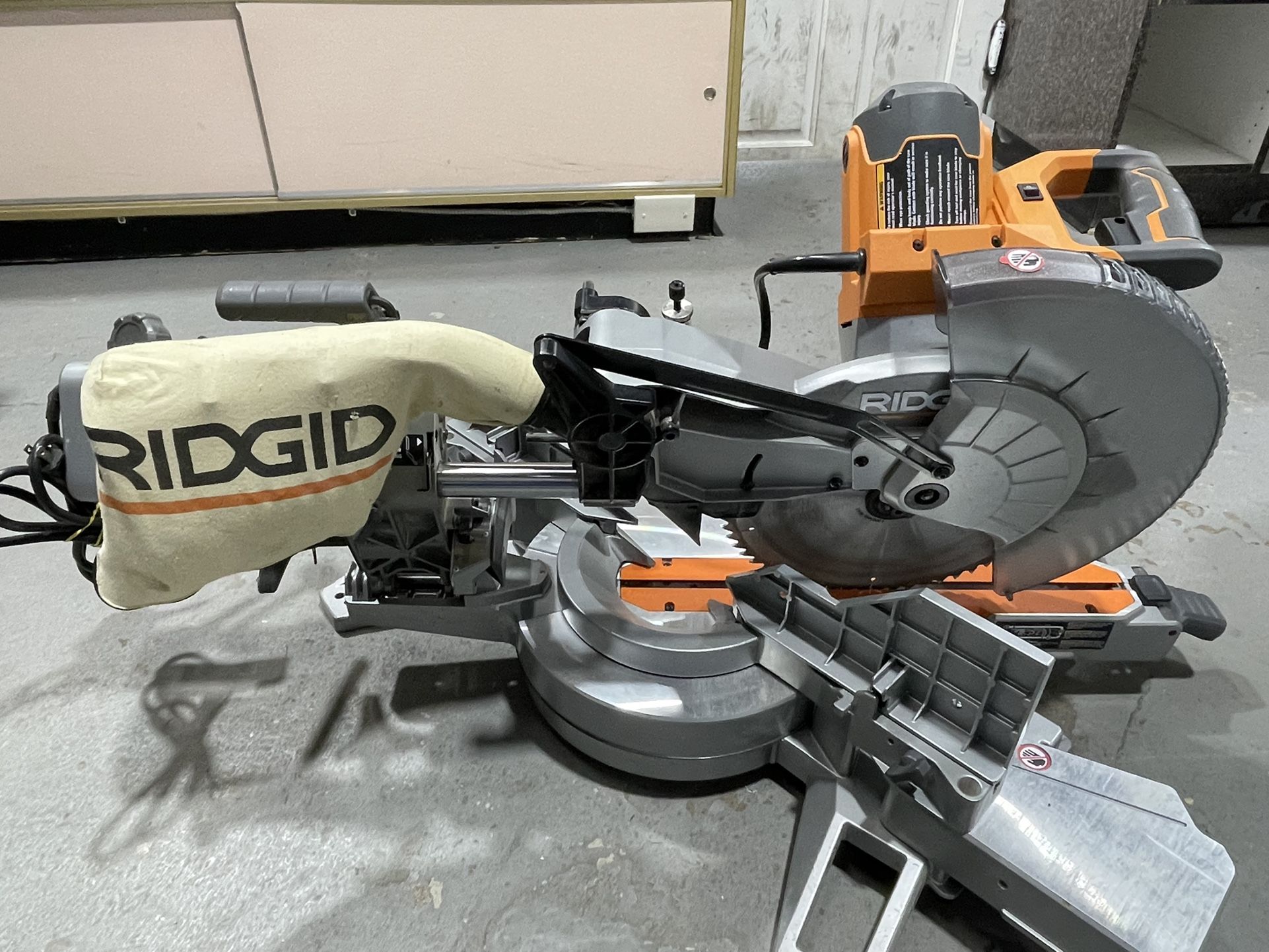 Ridgid Sliding Miter Saw