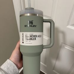 Stanley - BAY LEAF 40oz for Sale in Newfield, NJ - OfferUp