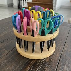 ECR4Kids Kraft Edgers with Rotating Hardwood Rack, Decorative Scissors, Assorted, 18-Piece