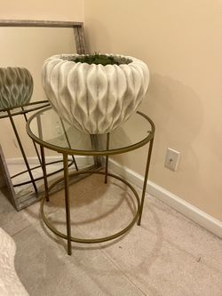 Gold table and silver mirror