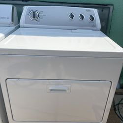 Dryer.   Like New!