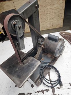 Craftsman 1X42 belt sander