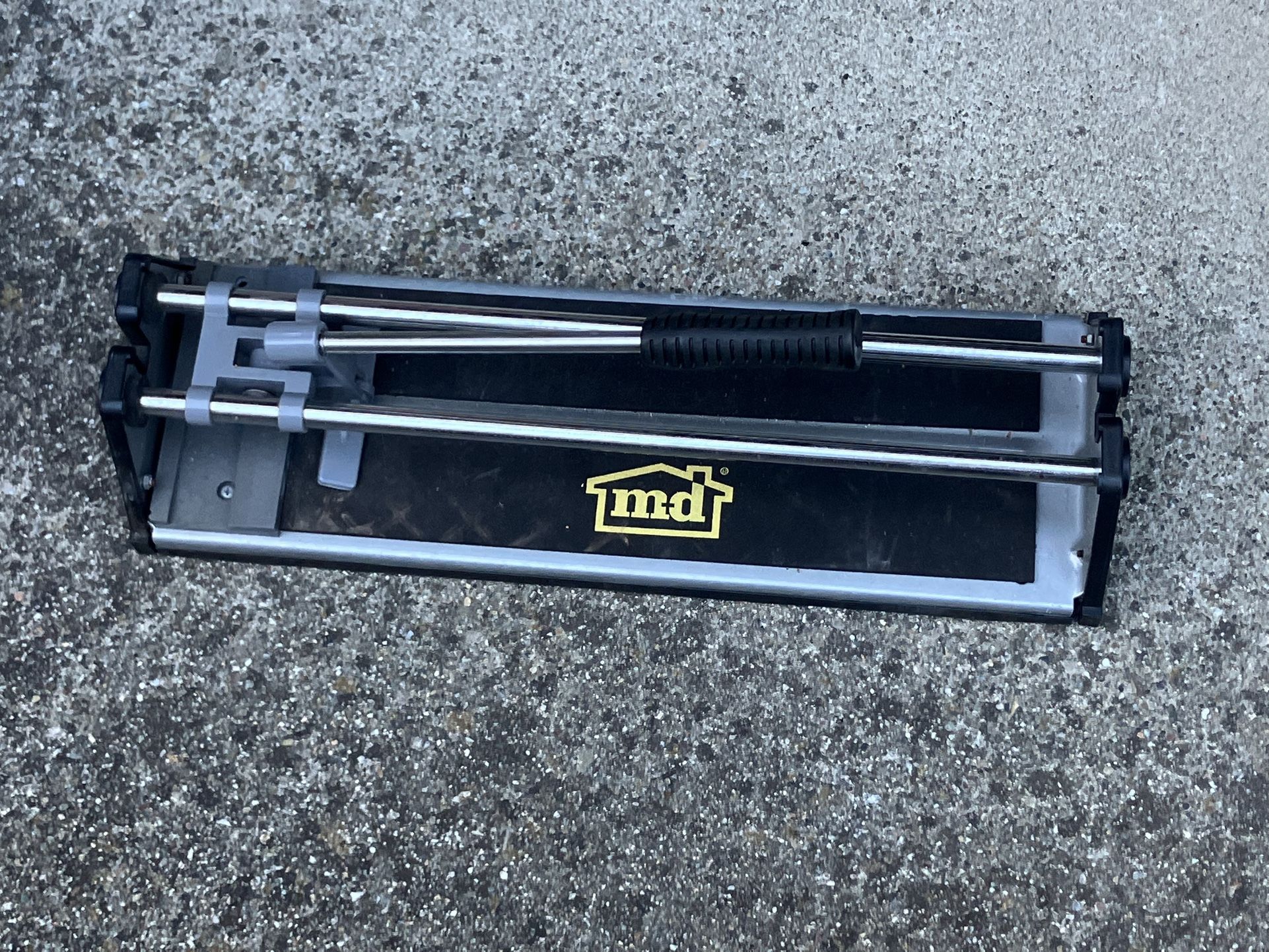 MD 14” Ceramic Tile Cutter