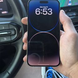 Brand New iPhone 14 Pro Max $475
