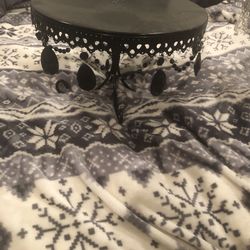 Black Cake Stand