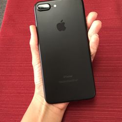 iPhone 7 Plus 32GB Unlocked Excellent Condition