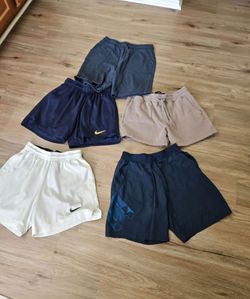 Shorts  Size  32