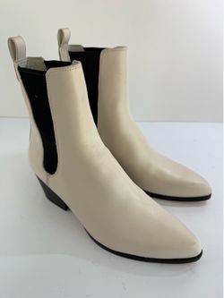 Michael Kors Kinlee Leather Chelsea Booties Womens Size 8M Cream Ankle Boots