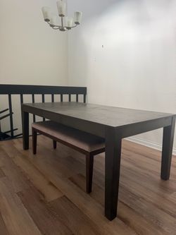 Moving sale
