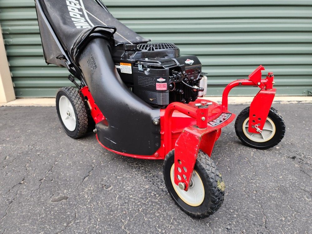 Snapper Lawn Mower Leaf Vacuum RWD propelled with ZERO TURN WHEELS