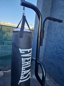 Everlast Heavy Punching Bag with Stand