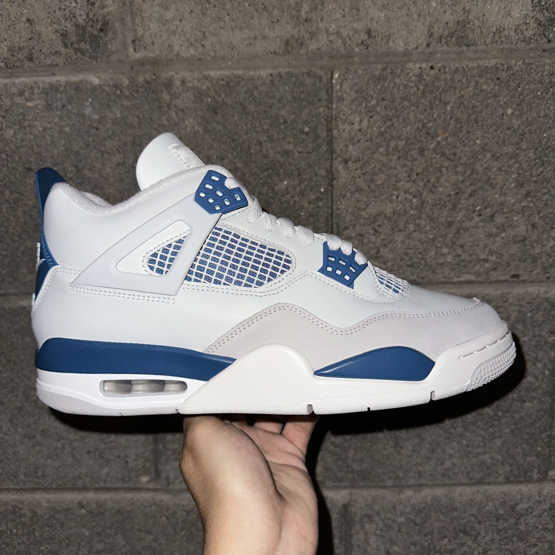 Jordan 4 Military Blue 