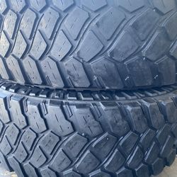 2 Tires 285/70/17 Firestone