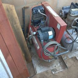 Compressor 