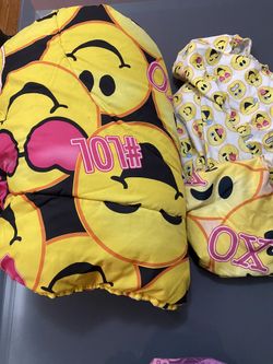 Twin Emoji comforter set