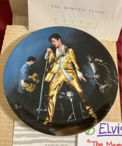 Elvis Presley collectors plates, “The Memphis Flash” with papers